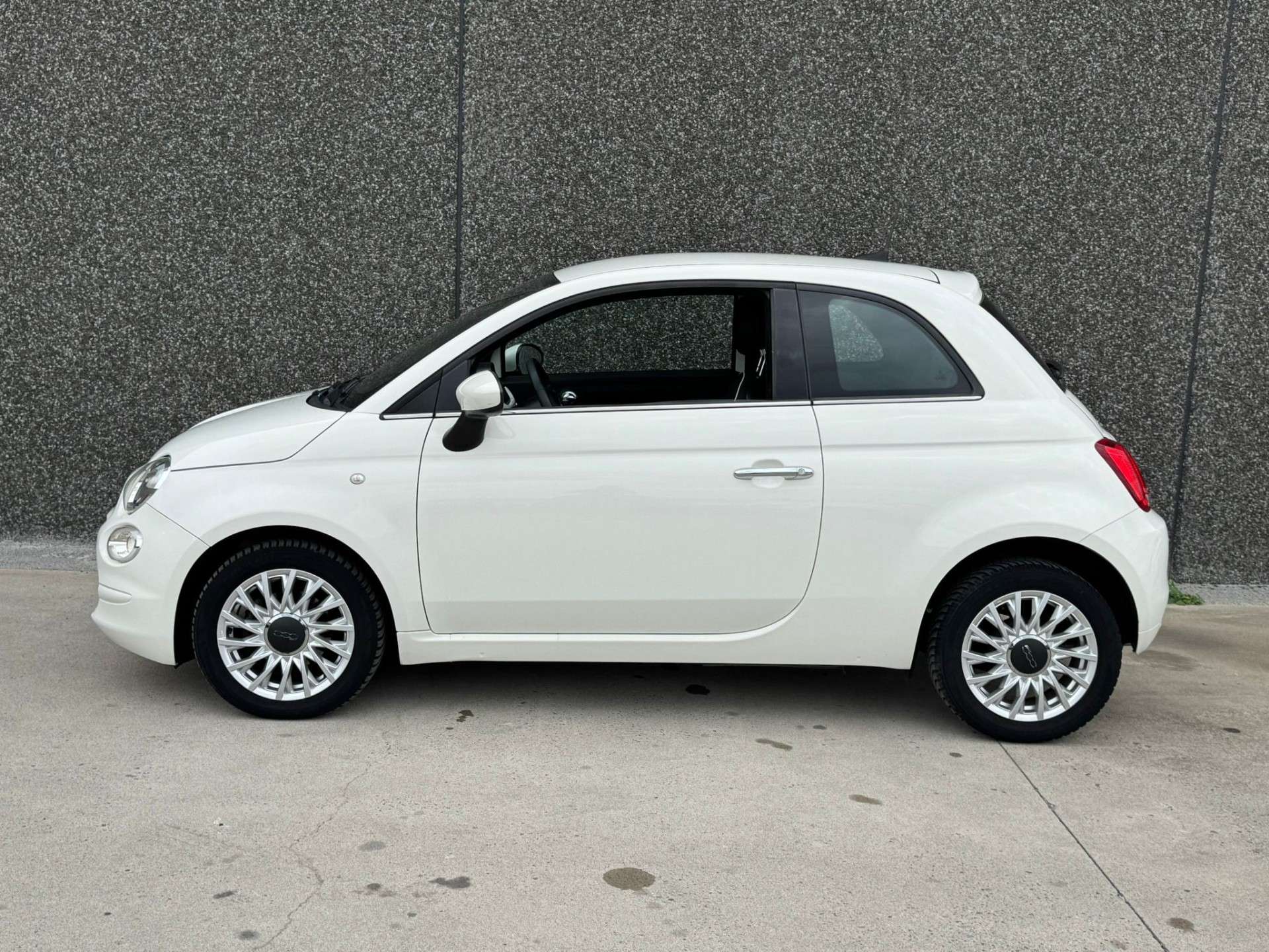 Fiat 500 1.2i // 37.000KM//CARPLAY//USB/GARANTIE 12M