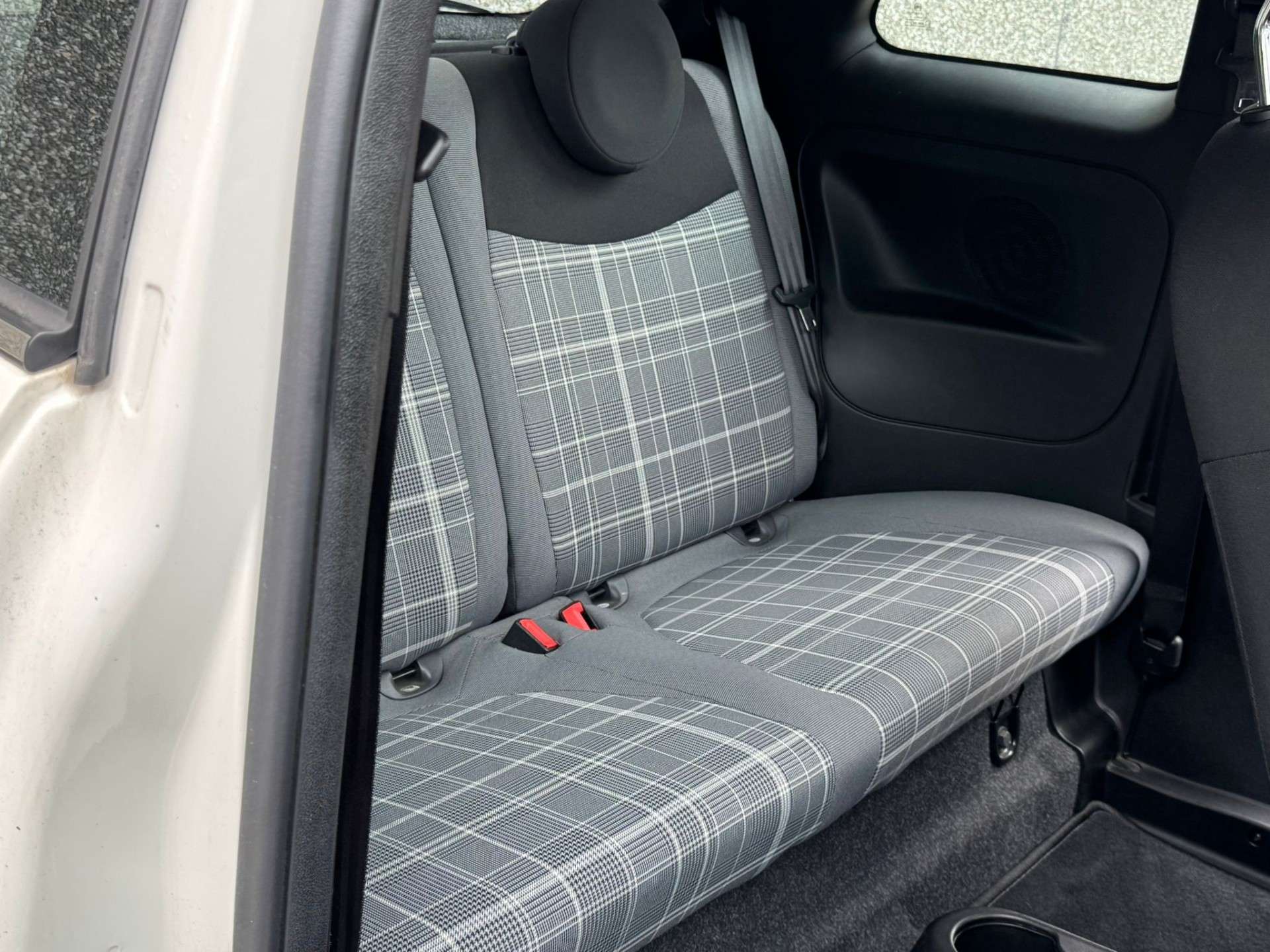 Fiat 500 1.2i // 37.000KM//CARPLAY//USB/GARANTIE 12M
