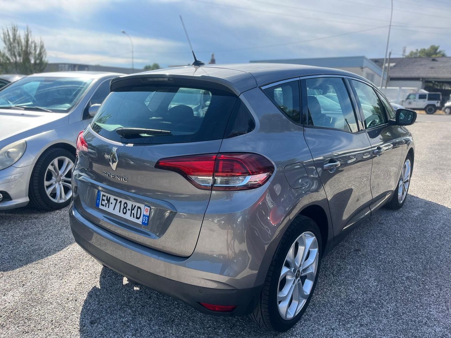 Renault SCENIC IV 1.5 DCI 110CH ENERGY BUSINESS EDC