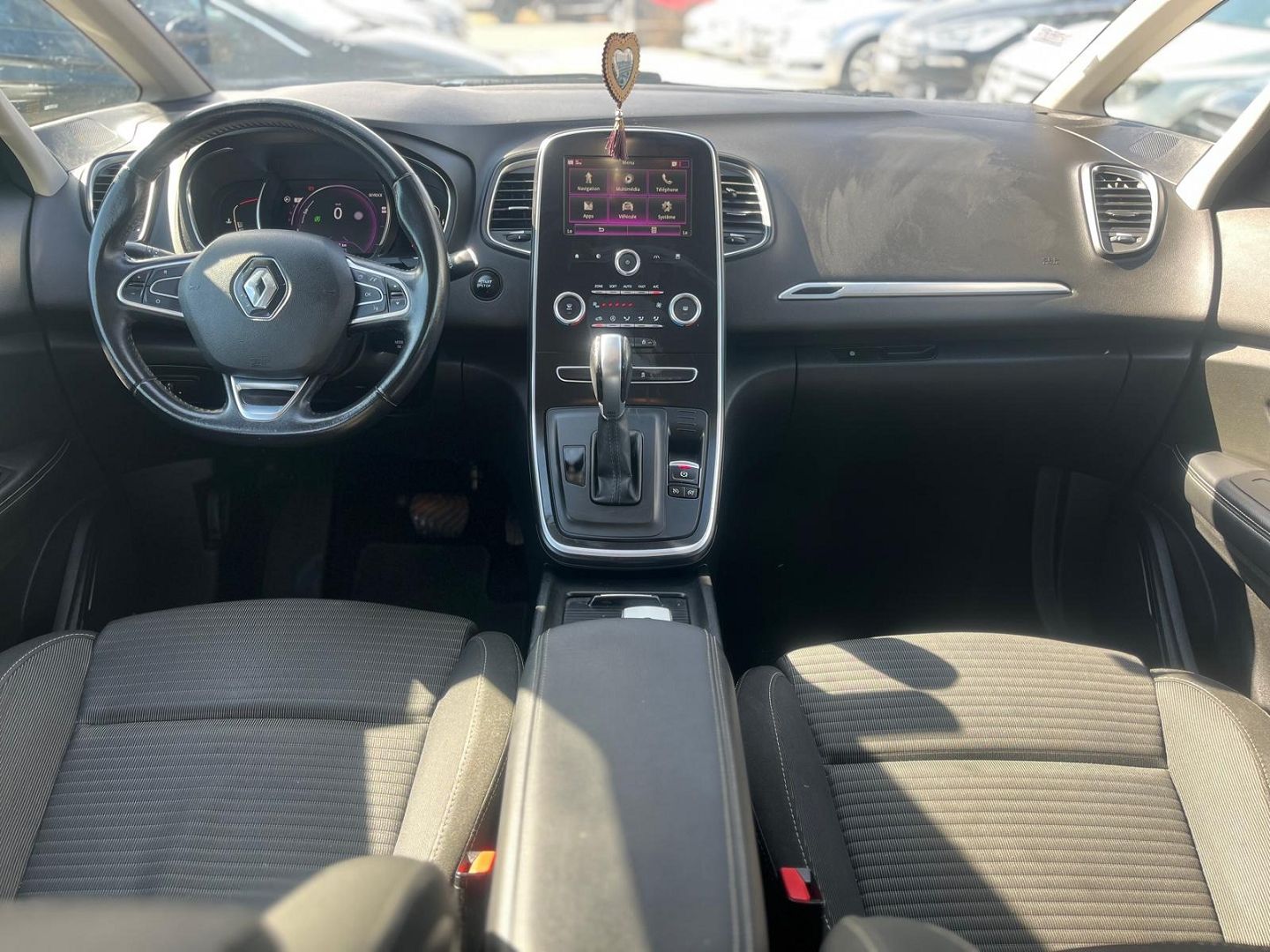Renault SCENIC IV 1.5 DCI 110CH ENERGY BUSINESS EDC