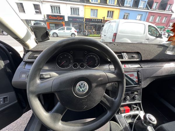 Volkswagen Passat VI 1.9 TDI 105 BLUEMOTION TECHNOLOGY CONFORTLINE