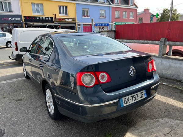 Volkswagen Passat VI 1.9 TDI 105 BLUEMOTION TECHNOLOGY CONFORTLINE