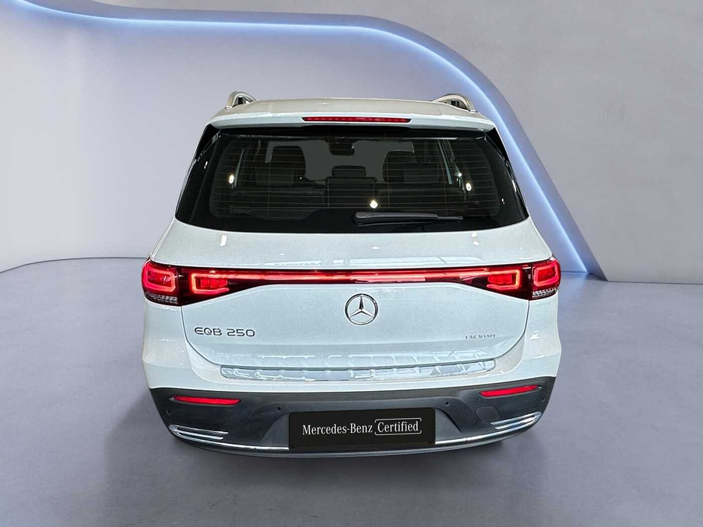Mercedes-Benz EQB 250  Progressive