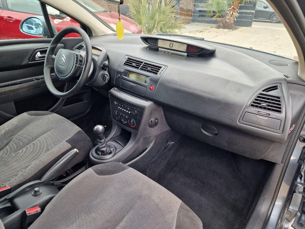 Citroen C4 I 1.6 HDi 1560cm3 90cv