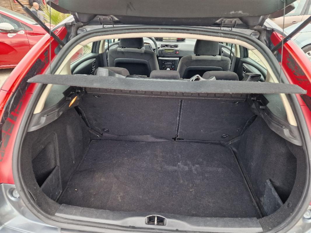Citroen C4 I 1.6 HDi 1560cm3 90cv