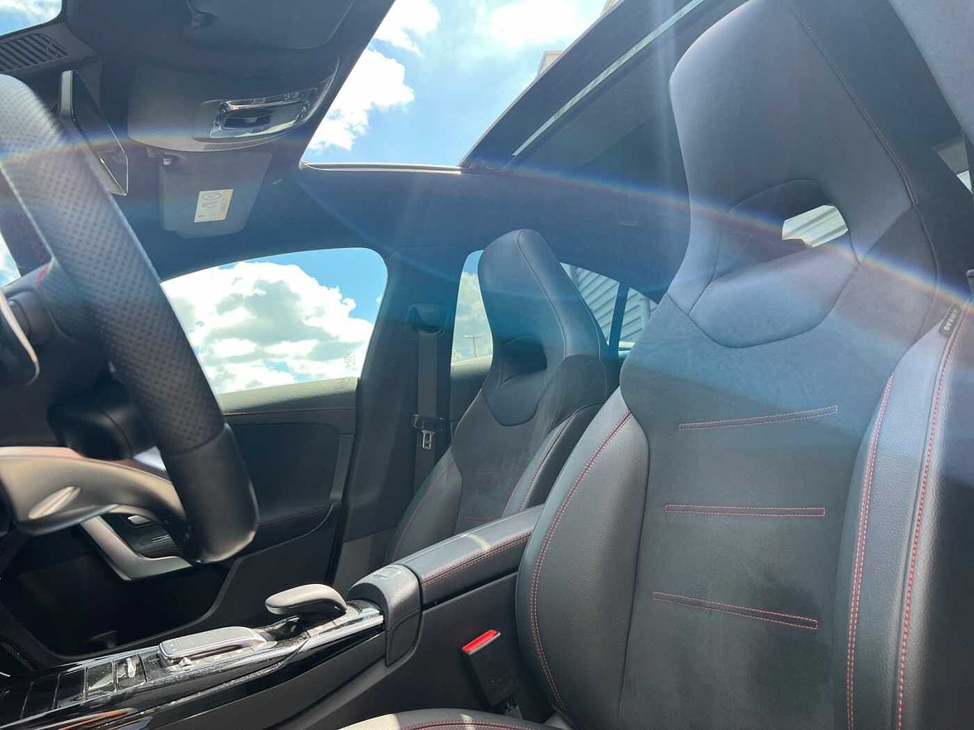 Mercedes-Benz CLA 35 AMG AMG CLA 35 4MATIC Coupé