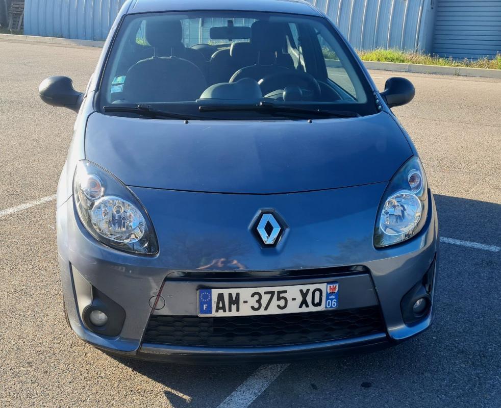 Renault Twingo II (CN0_) 1.2 16V (76Ch)