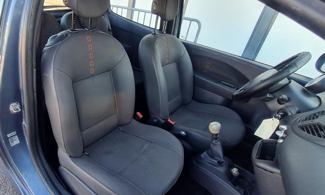 Renault Twingo II (CN0_) 1.2 16V (76Ch)