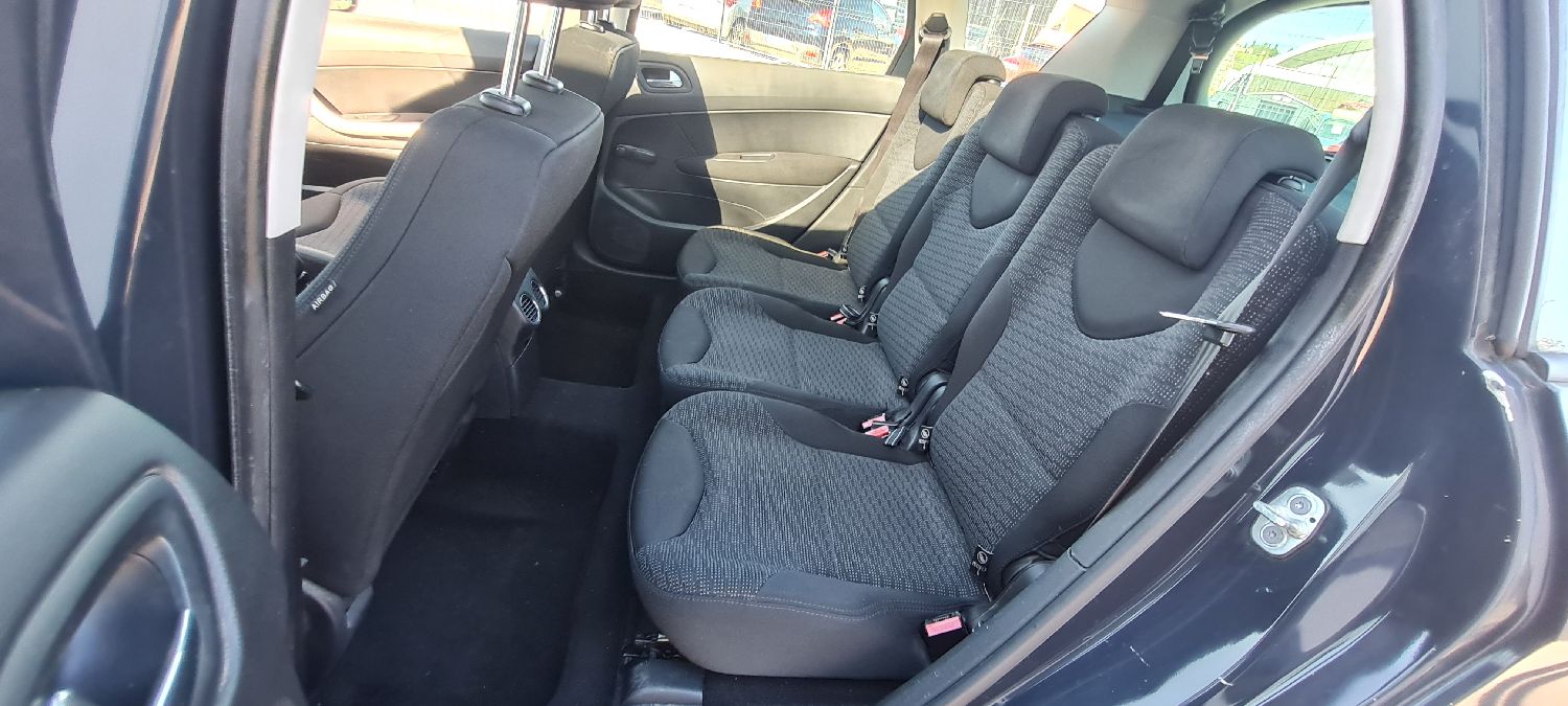 Peugeot 308 SW I (4E_, 4H_) 1.6 HDi (90Ch)