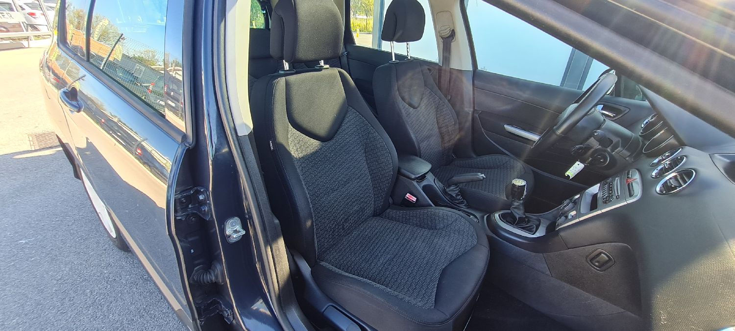 Peugeot 308 SW I (4E_, 4H_) 1.6 HDi (90Ch)