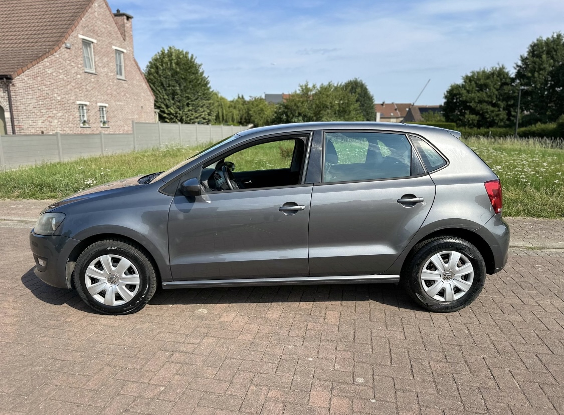 Volkswagen Polo V 1.2 60 TRENDLINE 5P