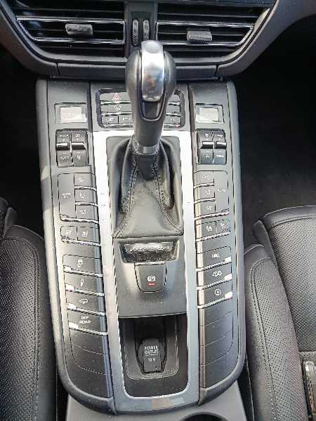 Porsche Macan (2) 3.0 440 TURBO