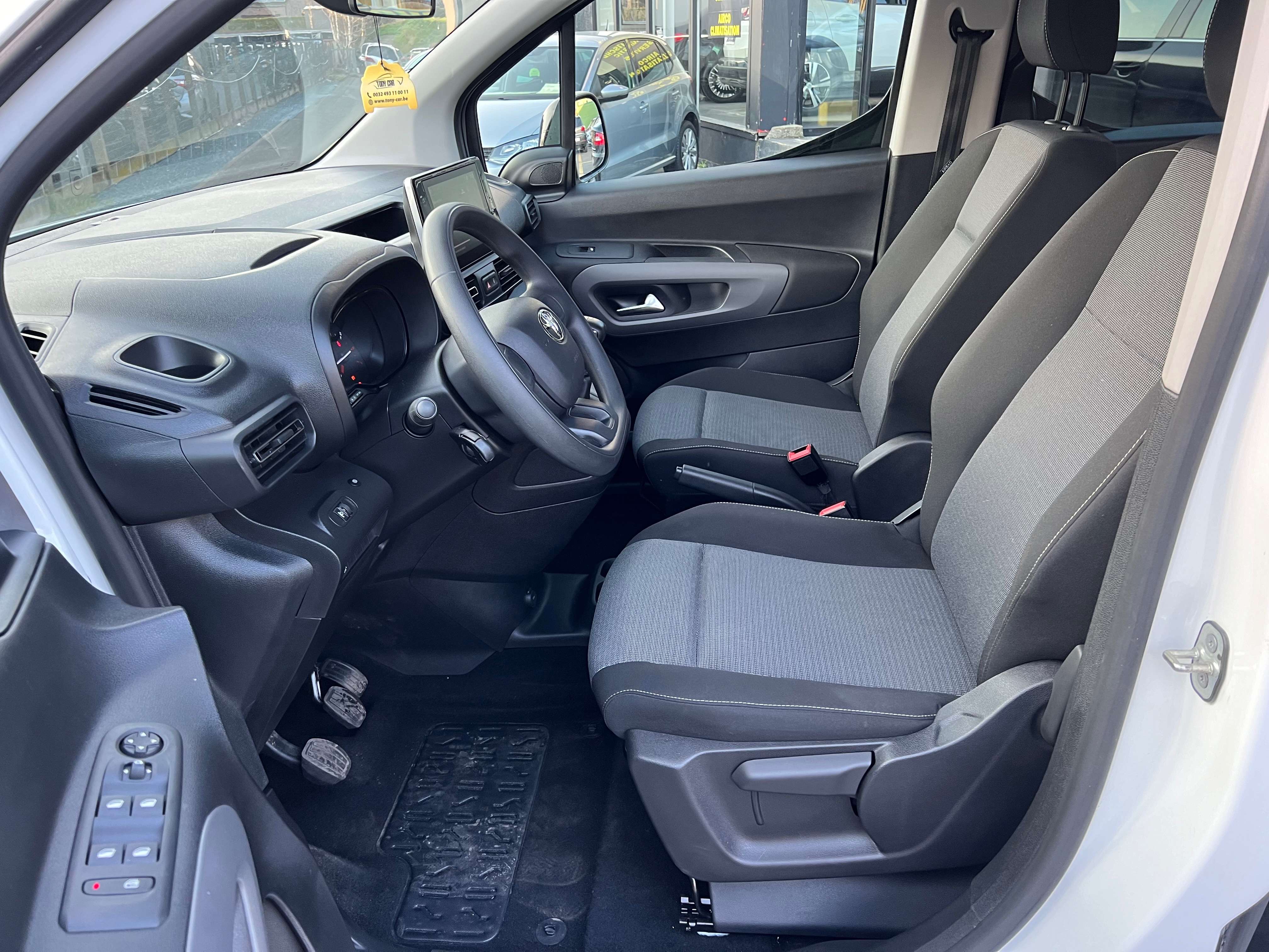 Toyota Proace City Proace City1 .2i Family5PL*NAVI*Android*USB*Bt