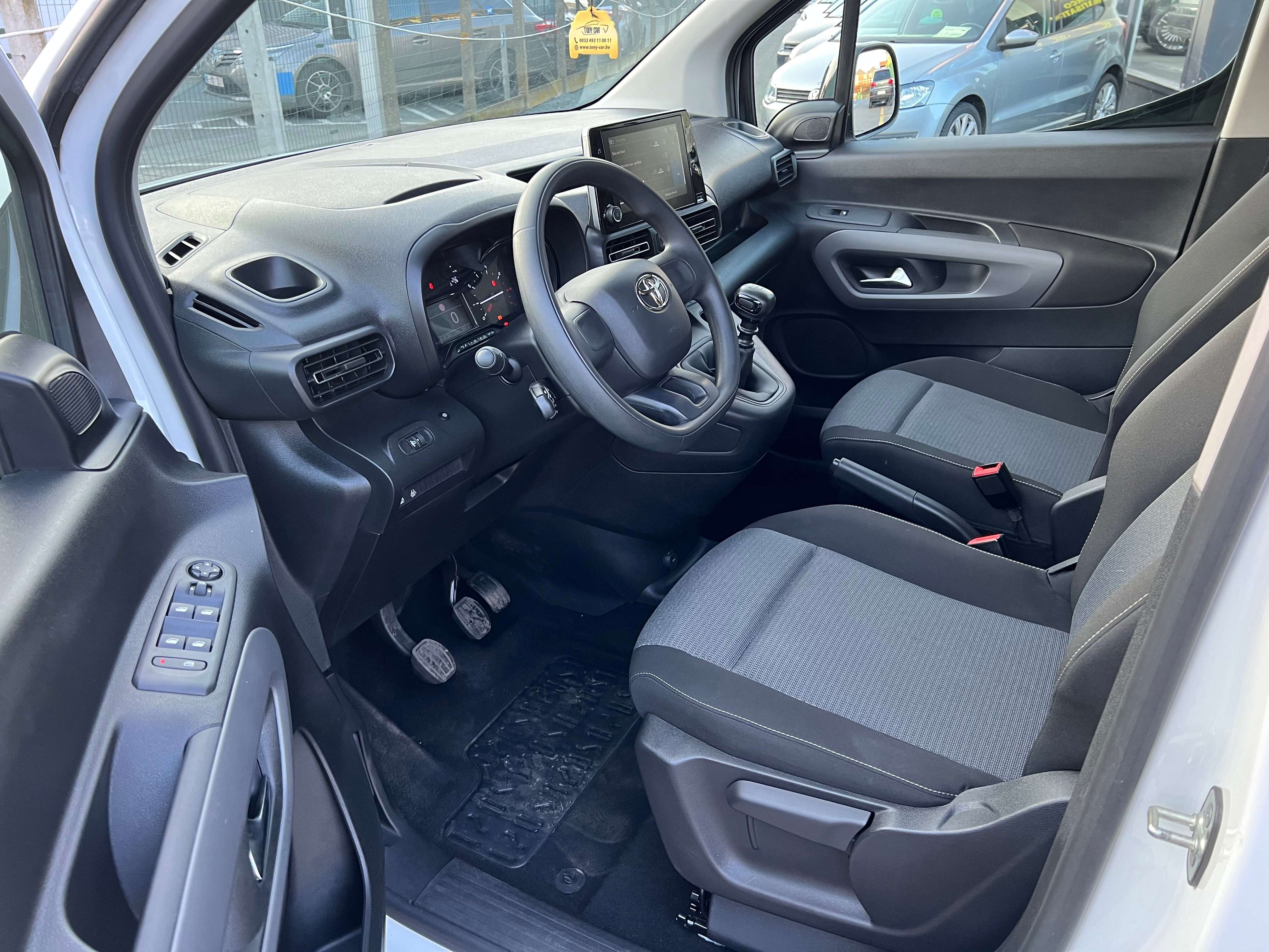 Toyota Proace City Proace City1 .2i Family5PL*NAVI*Android*USB*Bt