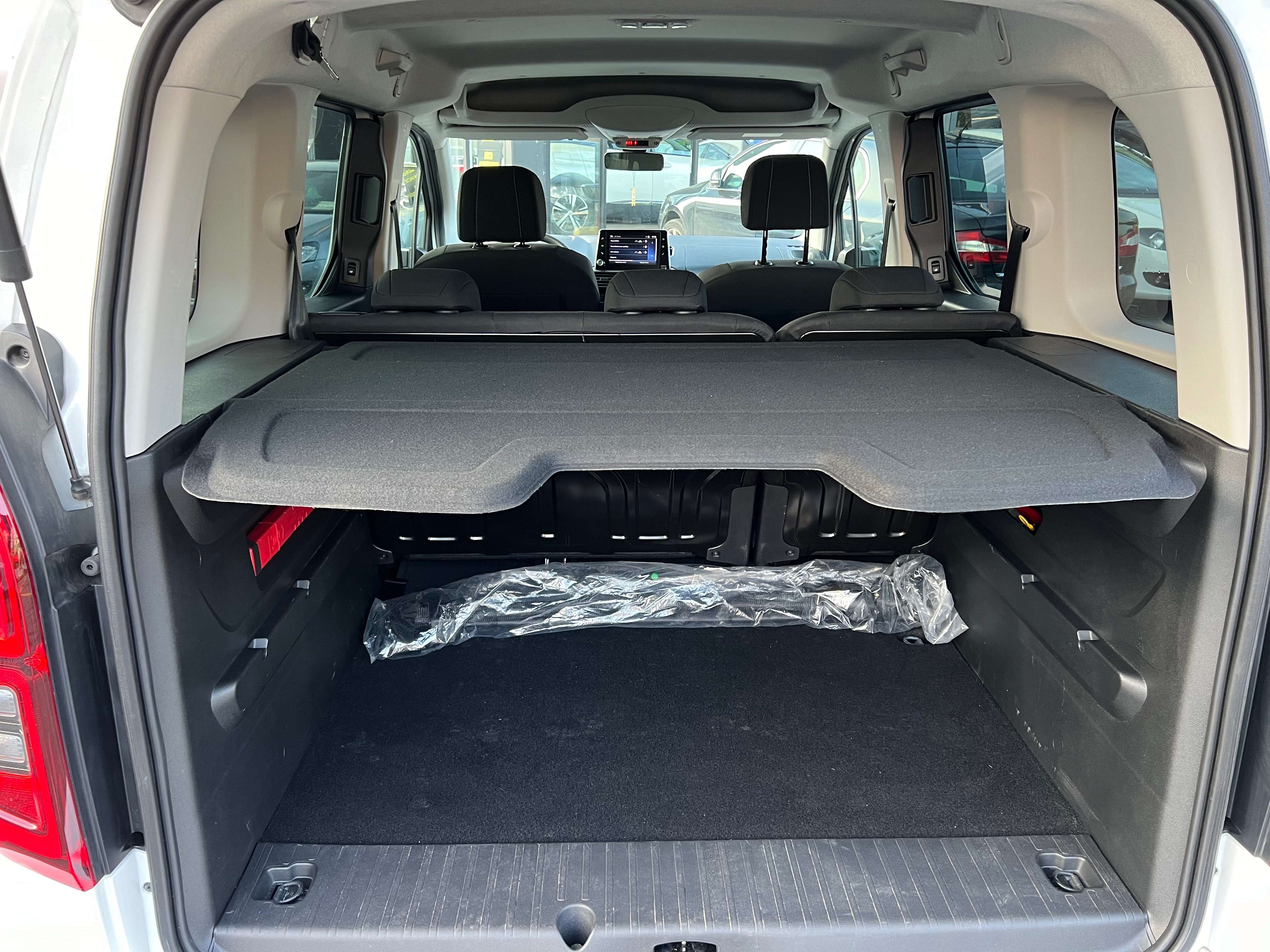 Toyota Proace City Proace City1 .2i Family5PL*NAVI*Android*USB*Bt