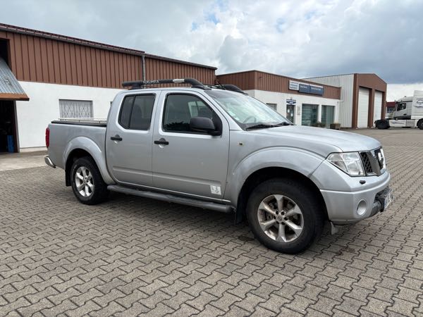Nissan Navara nissan Navara 2.5 dci turbo