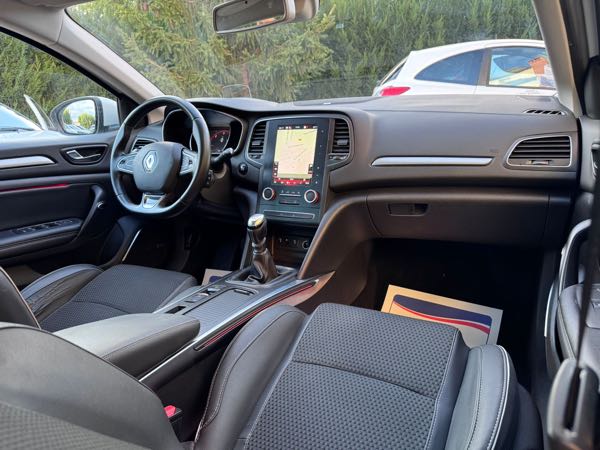 Renault Megane III (3) 1.5 DCI 110 ENERGY BOSE EDITIONECO2