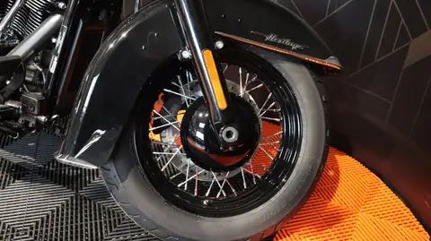 Street bob garantie 12 mois