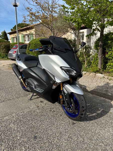 YAMAHA T-MAX SX SPORT EDITION