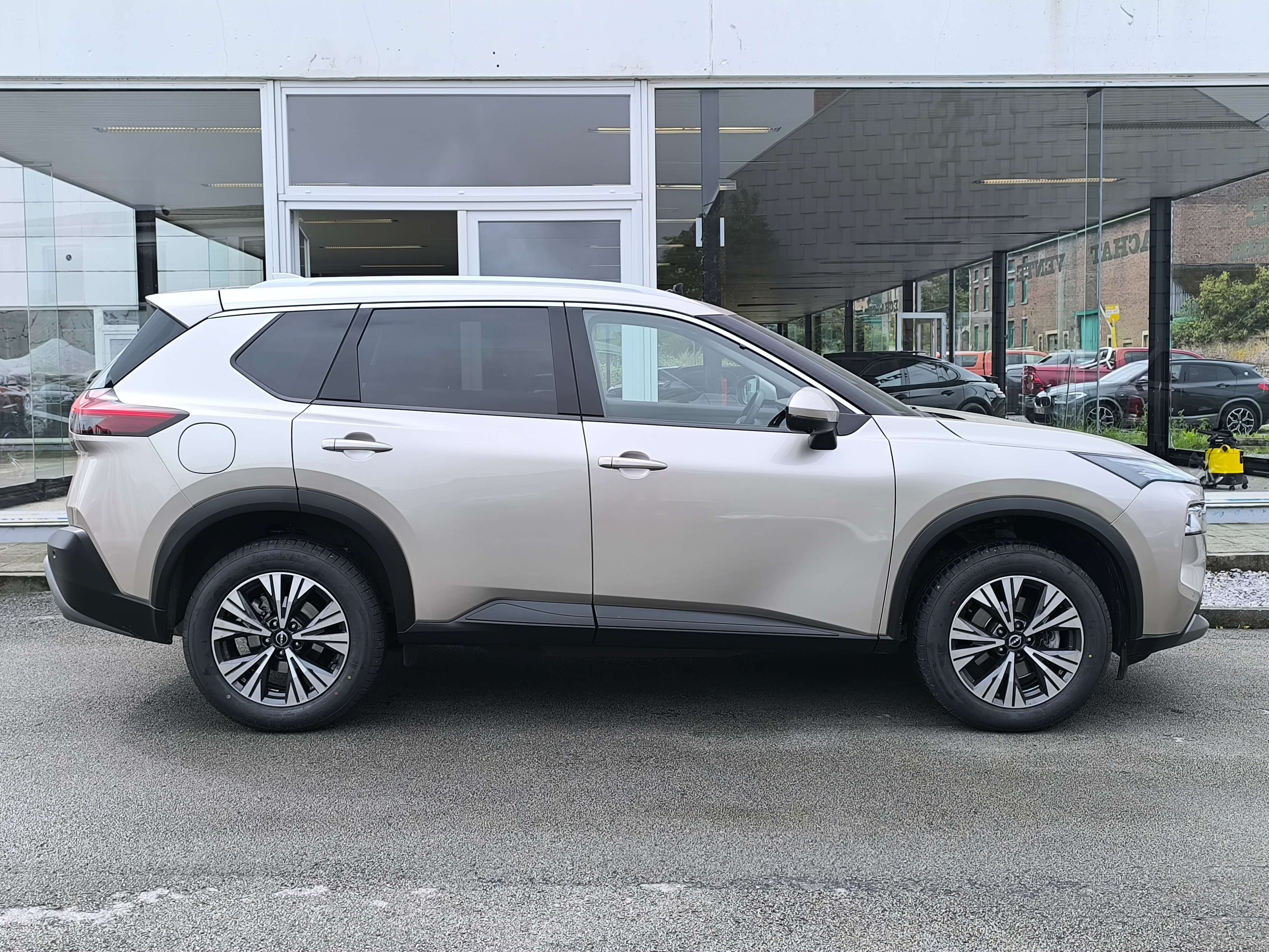 Nissan X-Trail X-Trail 1.5 T MHEV  7pl. X-tronic CLIM GPS T.PANO