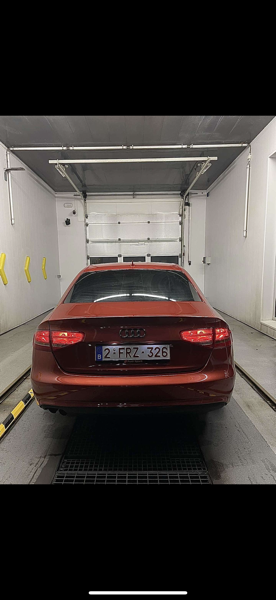 Audi A4 IV (2) 1.8 TFSI 120 AMBIENTE PLUS