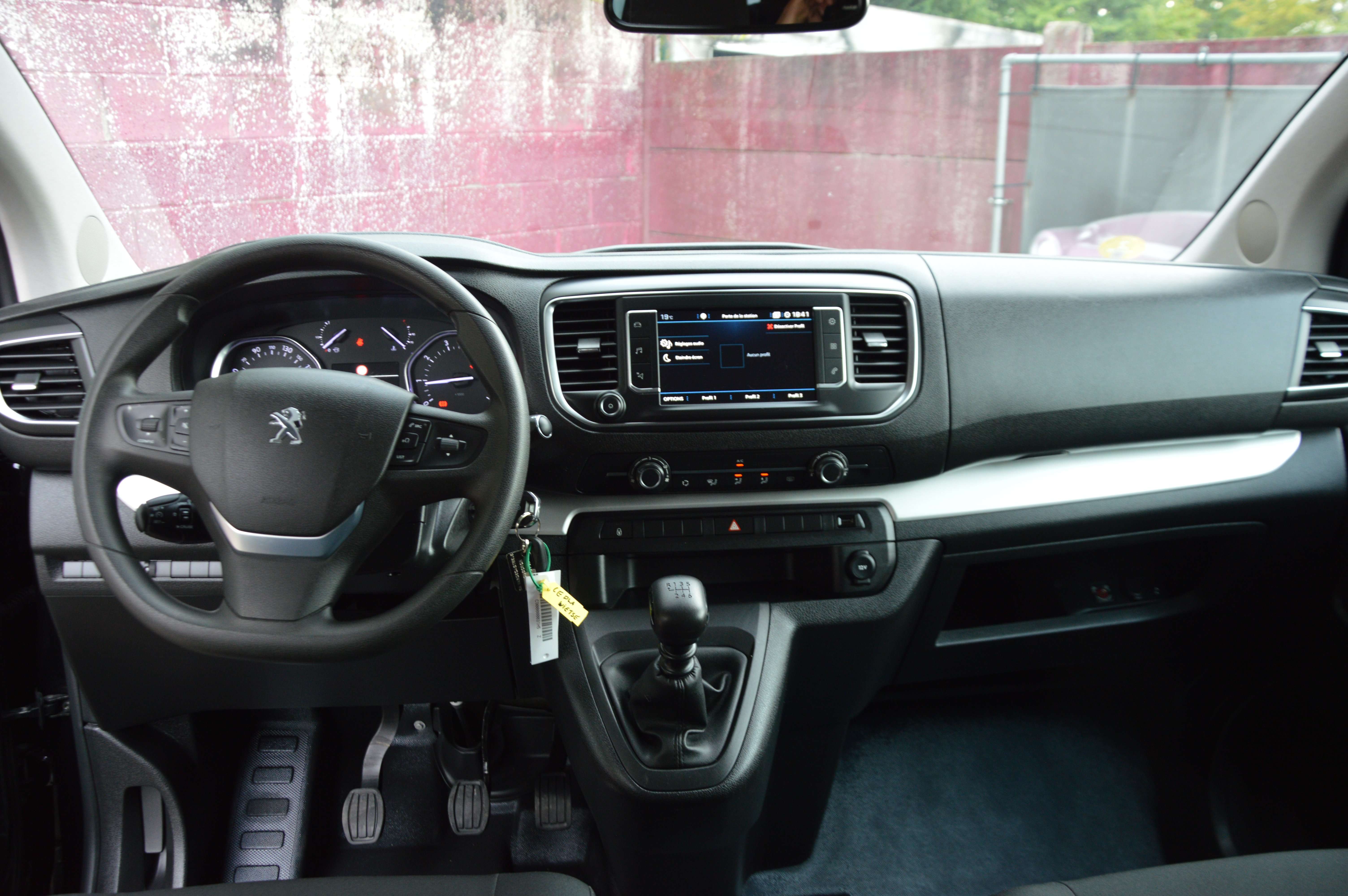 Peugeot Traveller 1.5 BlueHDi L1 Compact Active S