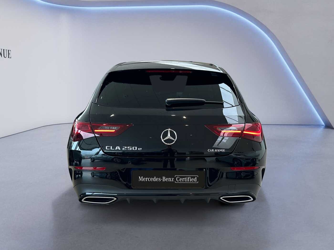 Mercedes-Benz CLA 250  e Shooting Brake AMGLine
