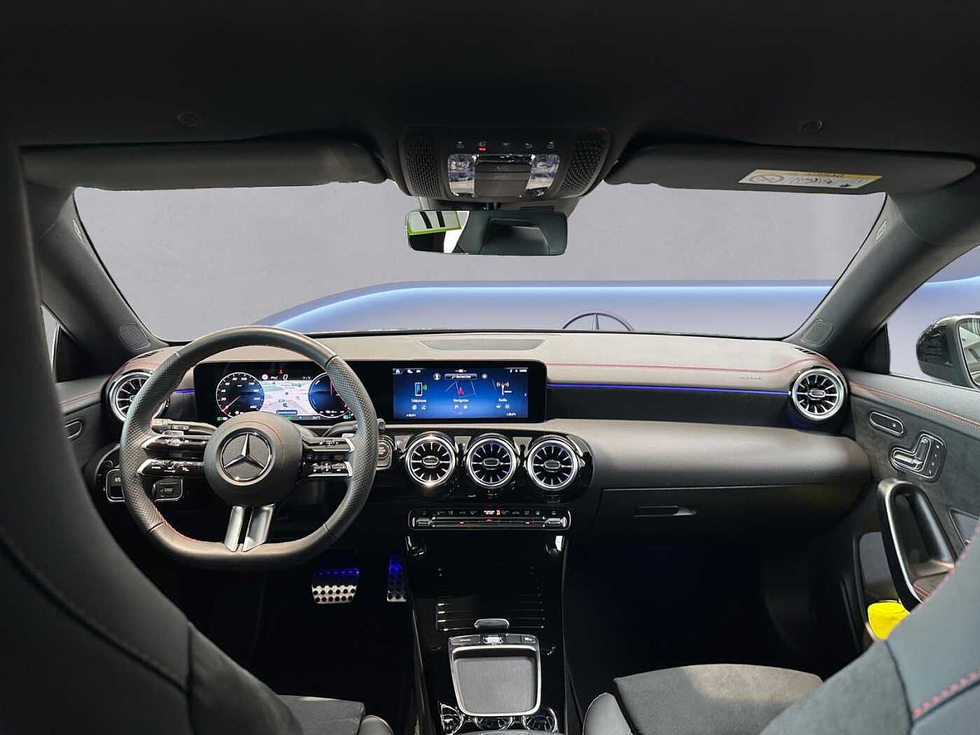 Mercedes-Benz CLA 250  e Shooting Brake AMGLine