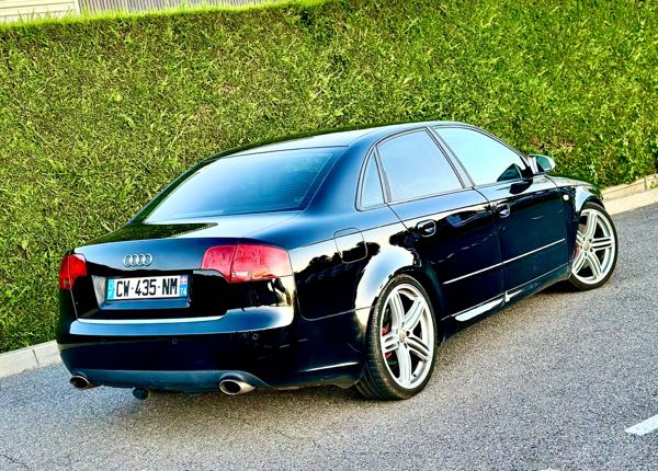 Audi A4 Audi a4 3.0 tdi v6 pack s4 233ch quattro ct ok