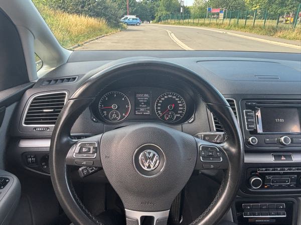 Volkswagen Sharan II 2.0 TDI 140 FAP BLUEMOTION TECHNOLOGY CARAT 7PL