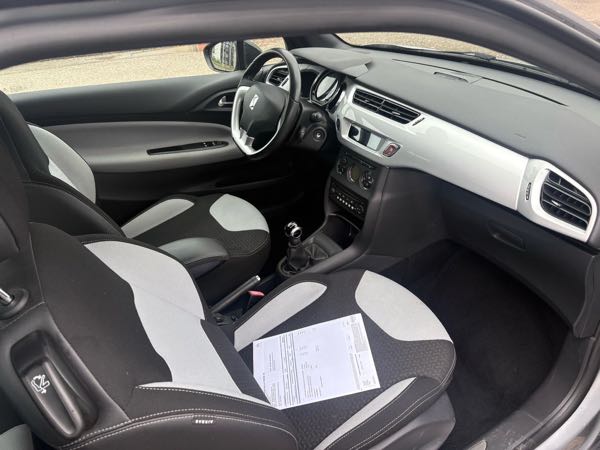 Citroen Ds3 1.6 VTI 120 6CV SO CHIC