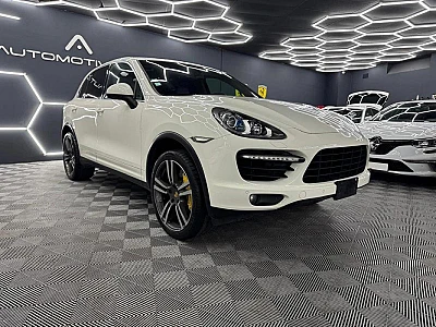 Porsche Cayenne II Turbo 4.8 V8 500 Tiptronic 8