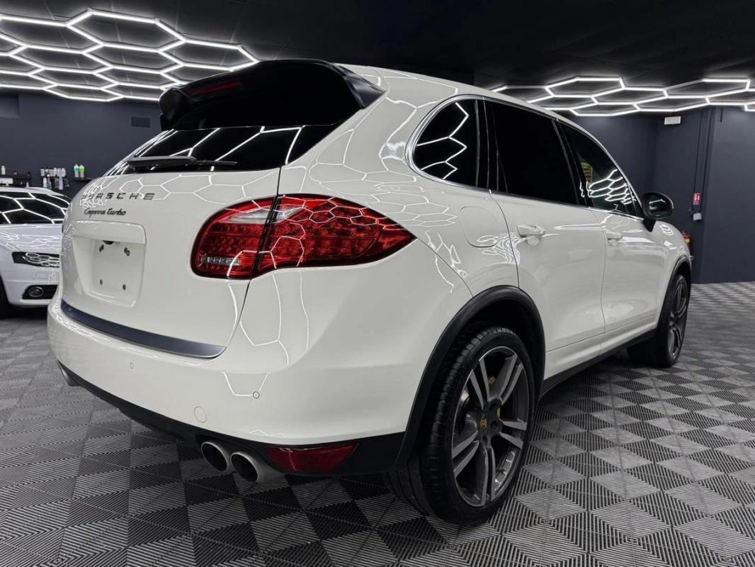Porsche Cayenne II Turbo 4.8 V8 500 Tiptronic 8