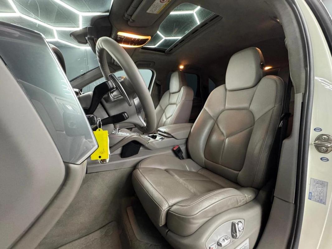 Porsche Cayenne II Turbo 4.8 V8 500 Tiptronic 8