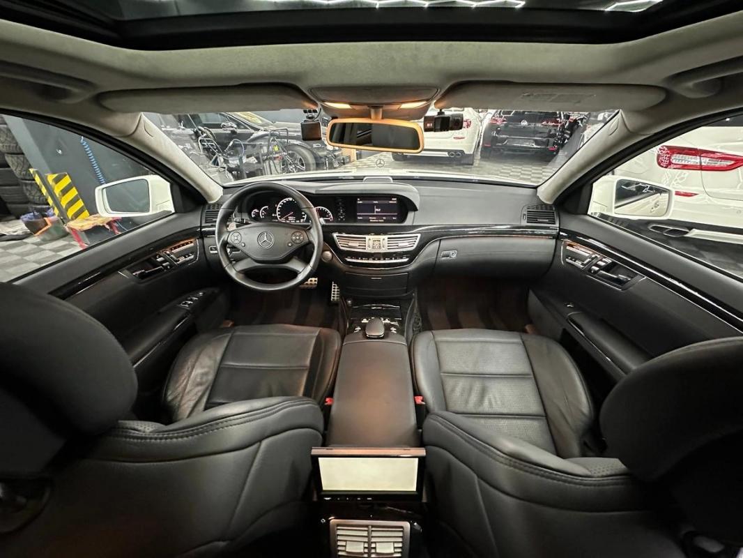 Mercedes-Benz Classe S 63 L AMG W221 6.2L V8 ATMO 525 ch