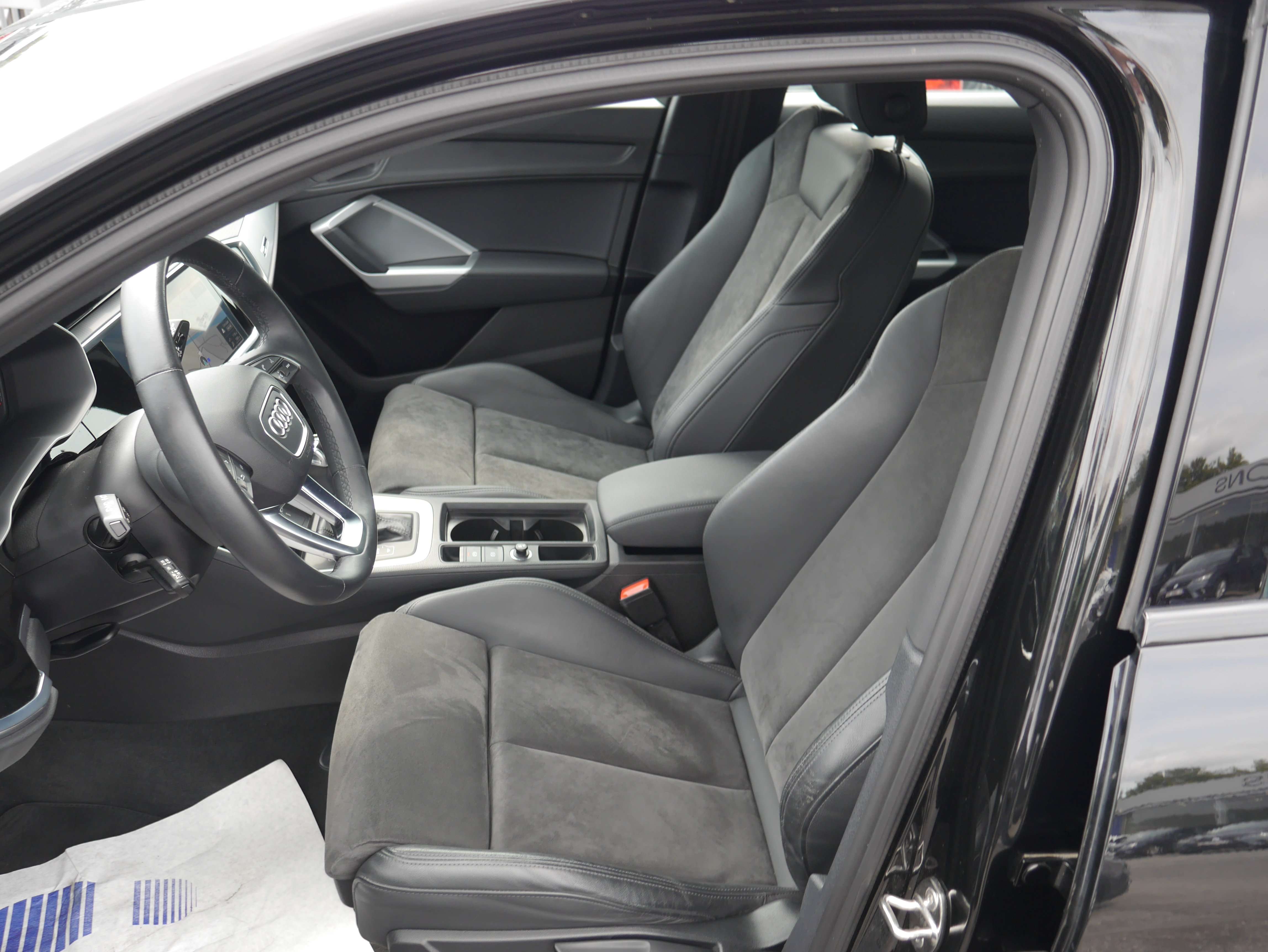 Audi Q3 Q3 SportbackPHEV45TFSIeS tronic*CUIR ALCANTARA*GPS
