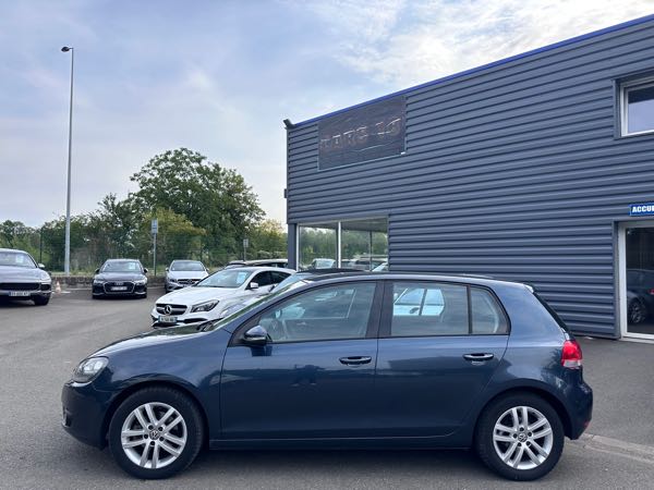 Volkswagen Golf VII 1.6 TDI 105 BLUEMOTION TECHNOLOGY CONFORTLINE 5P