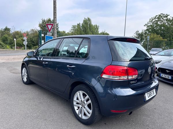 Volkswagen Golf VII 1.6 TDI 105 BLUEMOTION TECHNOLOGY CONFORTLINE 5P