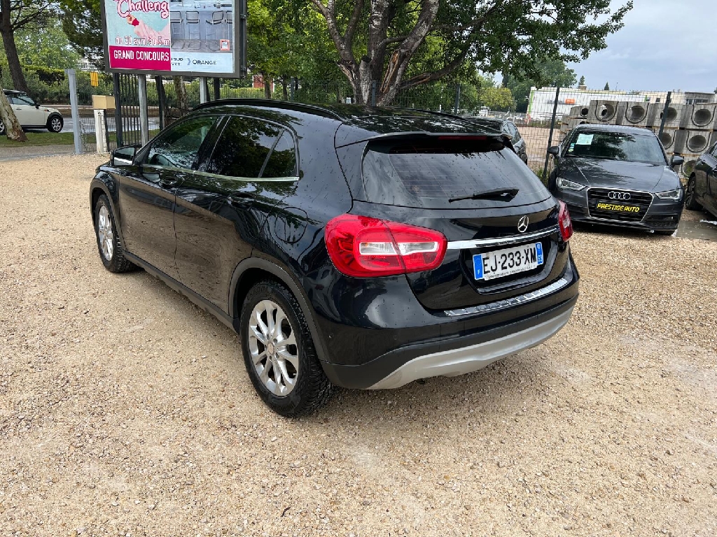 Mercedes-Benz Gla 200 d Fascination