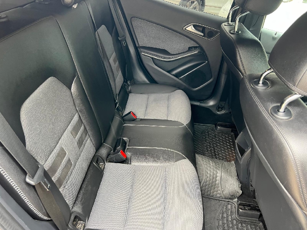 Mercedes-Benz Gla 200 d Fascination