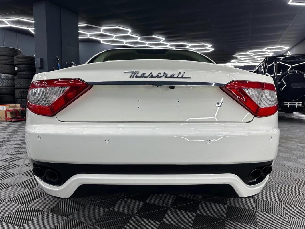 Maserati Granturismo S 4.7 V8 440 ZF