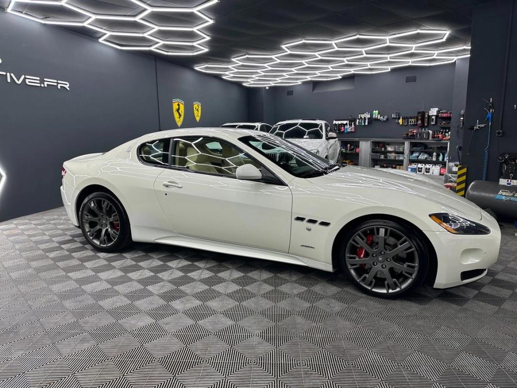 Maserati Granturismo S 4.7 V8 440 ZF
