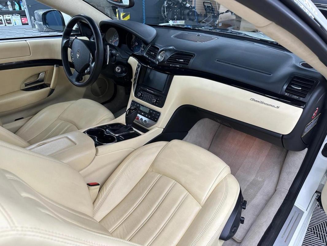 Maserati Granturismo S 4.7 V8 440 ZF