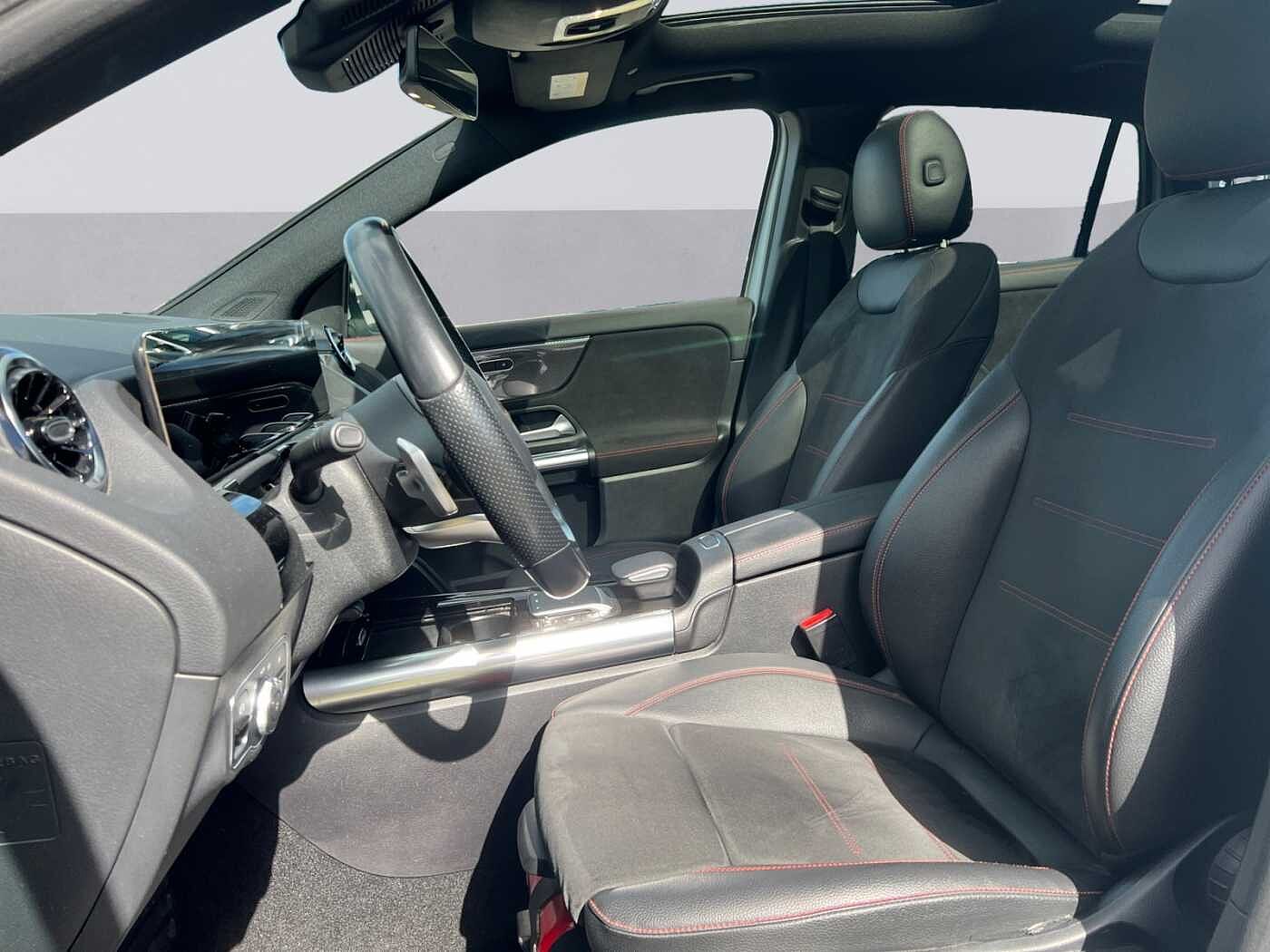 Mercedes-Benz GLA 180  d AMG Line