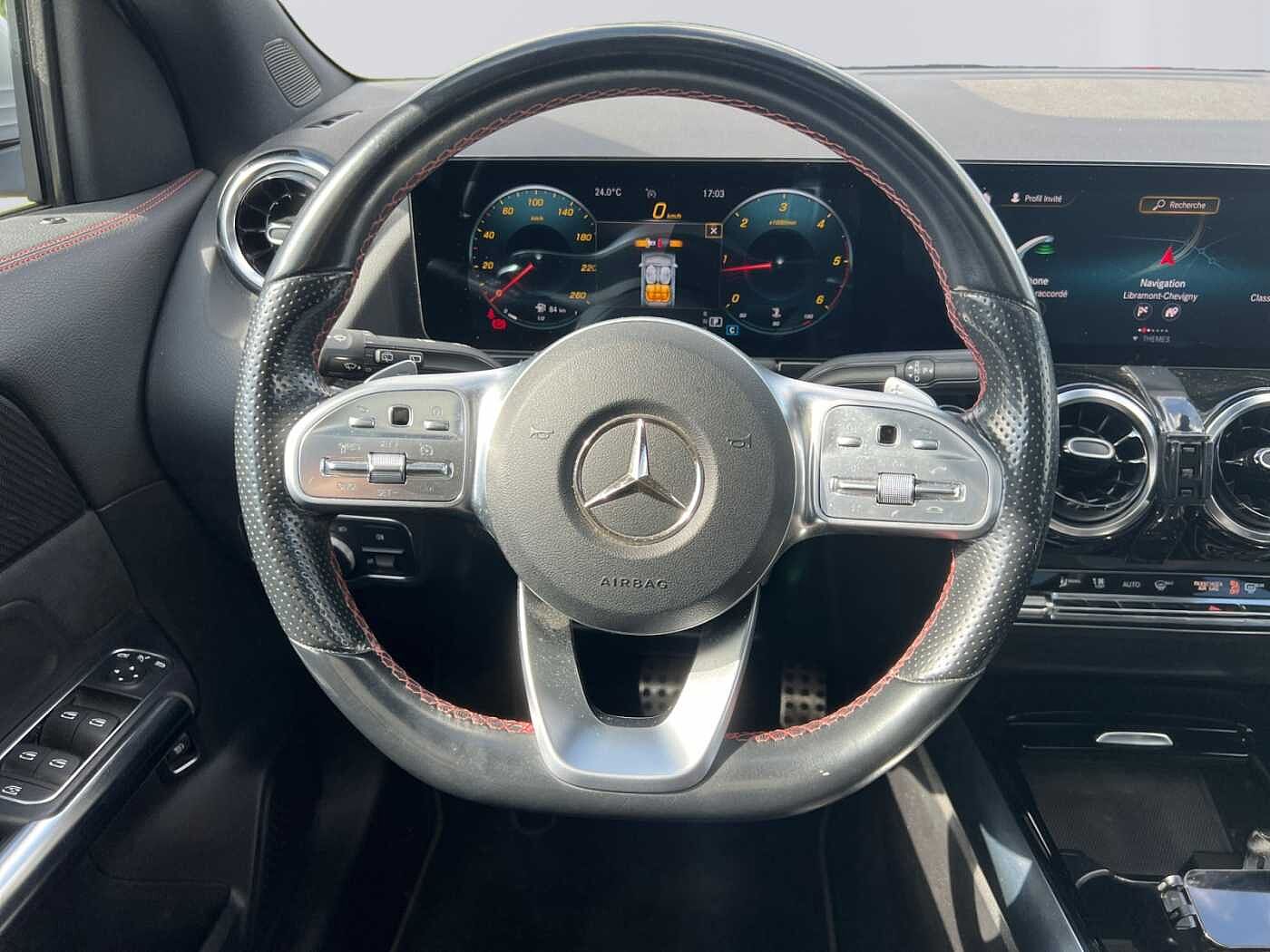 Mercedes-Benz GLA 180  d AMG Line