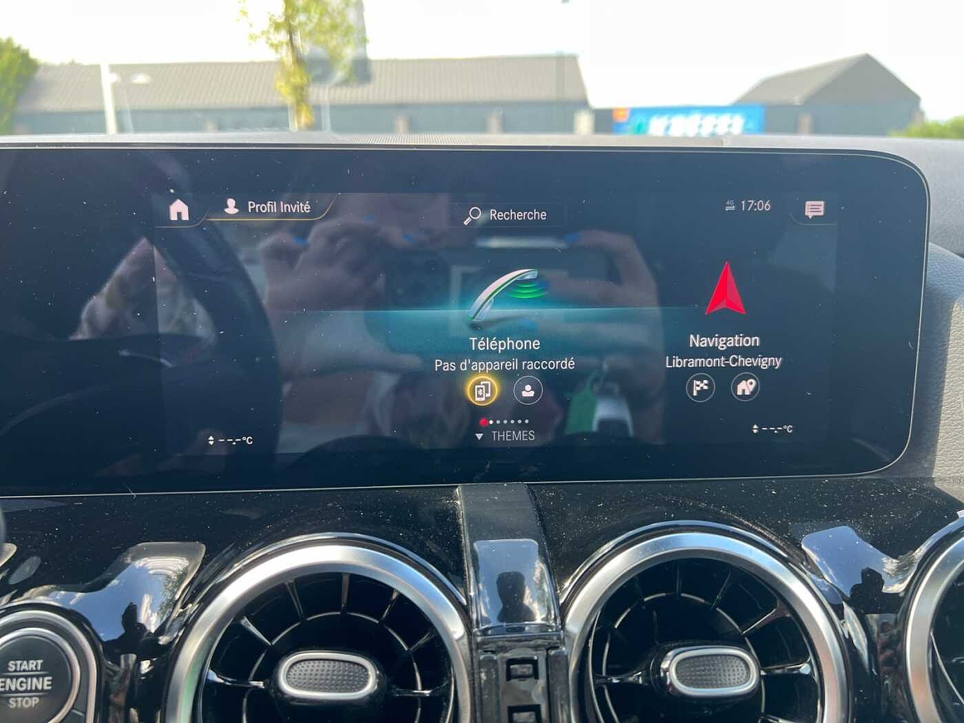 Mercedes-Benz GLA 180  d AMG Line