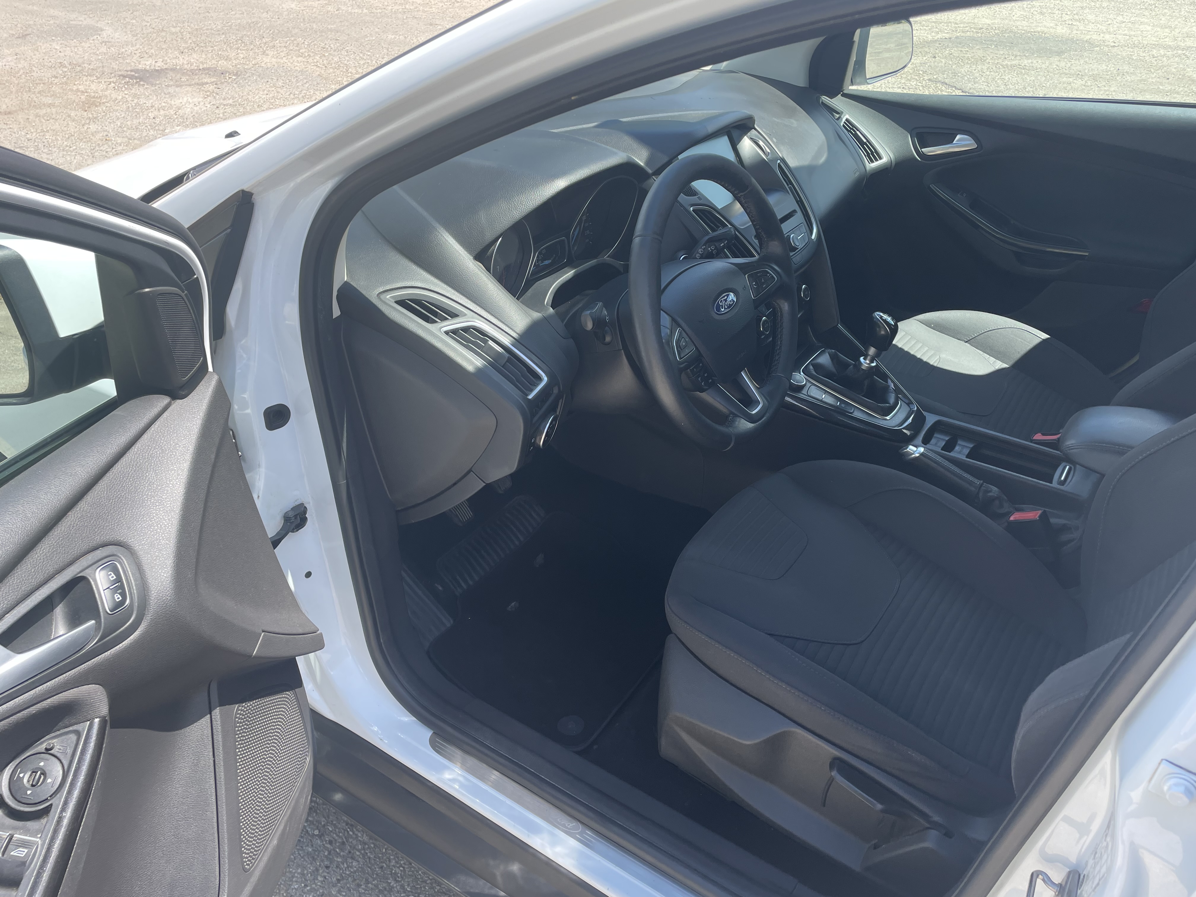 Ford Focus IV 1.0 ECOBOOST 125 S&amp;S TITANIUM 5P