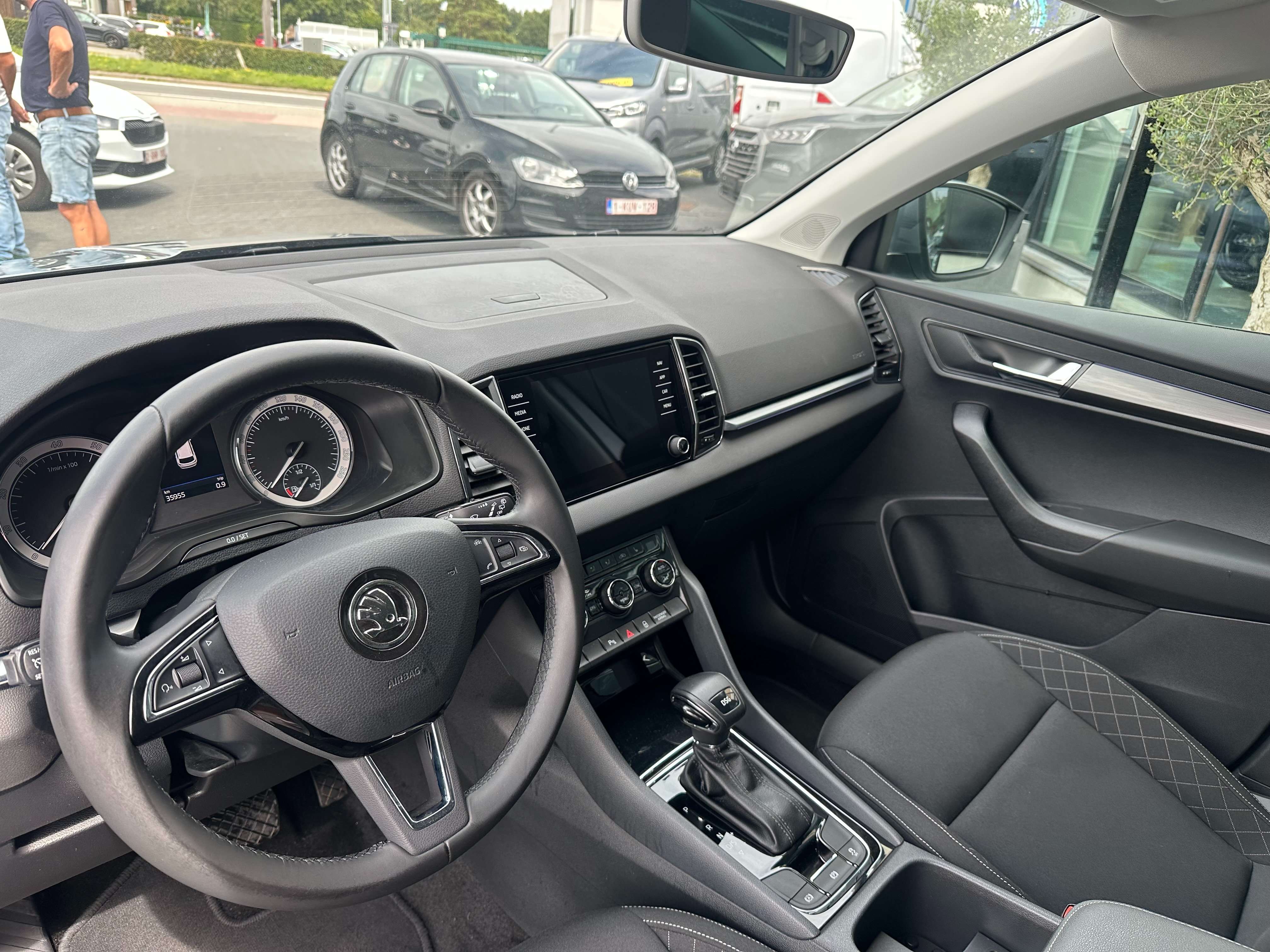 Skoda Karoq 1.0 TSI DSG Style 35000km !!!!