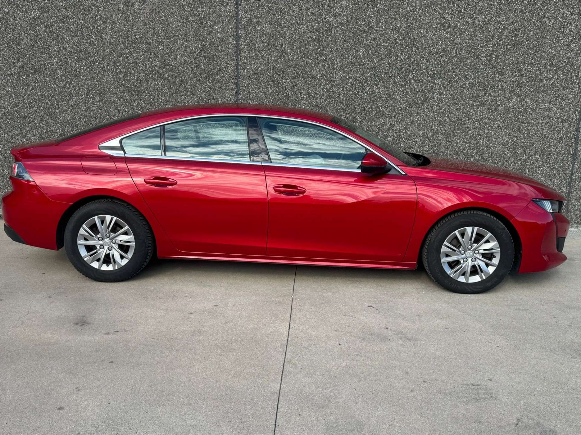 Peugeot 508 1.5 BlueHDi Active/CARPLAY//GPS /GARANTIE 12M