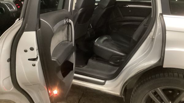 Audi Q7 (2) 3.0 V6 TDI 240 AMBITION LUXE 6PL